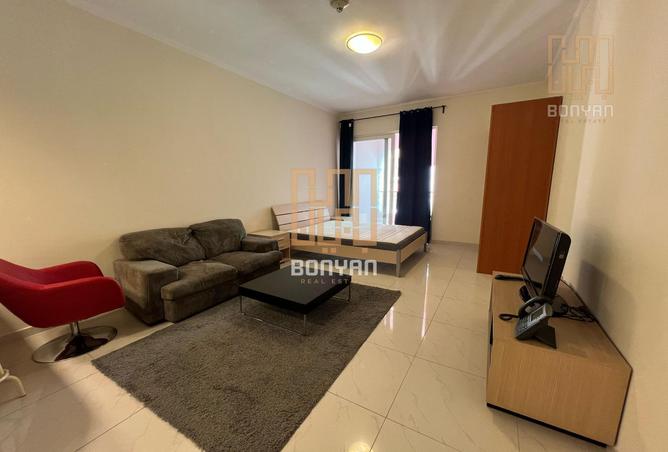 Apartment - Studio - 1 Bathroom for rent in Viva Central - Viva Bahriyah - The Pearl Island - Doha
