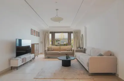 Apartment - 1 Bedroom - 2 Bathrooms for rent in One Porto Arabia - Porto Arabia - The Pearl Island - Doha