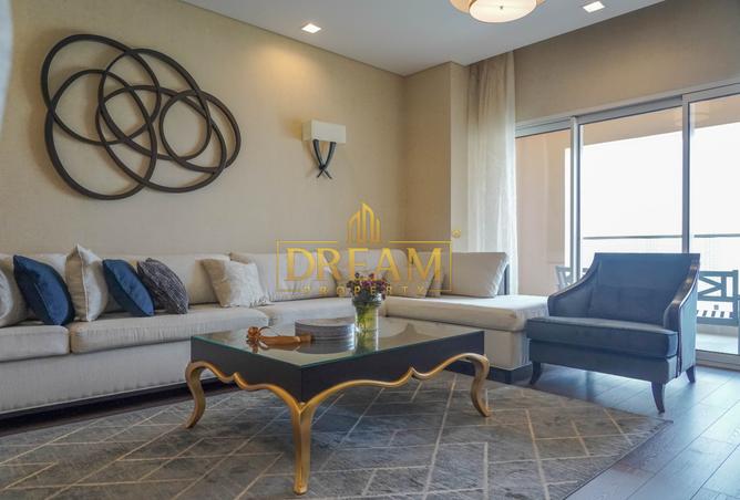 884568 - Property Image 2