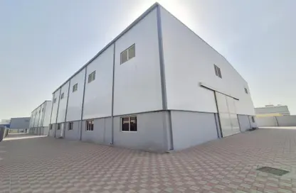 Warehouse - Studio - 7+ Bathrooms for rent in East Industrial Street - Birkat Al Awamer - Al Wakra
