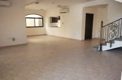 فيلا - 5 غرف نوم - 3 حمامات للايجار في شارع الوعب - الوعب - الدوحة فيلا - 5 غرف نوم - 3 حمامات للايجار في شارع الوعب - الوعب - الدوحة