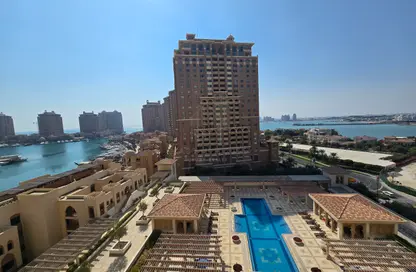 شقة - 2 غرف نوم - 3 حمامات للبيع في طريق بورتو الغربي - بورتو أرابيا - جزيرة اللؤلؤة - الدوحة