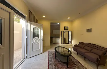 Apartment - Studio - 1 Bathroom for rent in Al Najda Street - Madinat Khalifa North - Madinat Khalifa - Doha