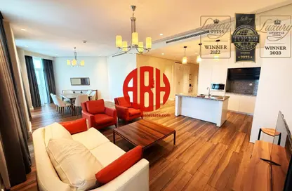 Apartment - 2 Bedrooms - 4 Bathrooms for rent in Floresta Gardens - Floresta Gardens - The Pearl Island - Doha