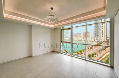 Apartment - 3 Bedrooms - 4 Bathrooms for rent in Gewan Island - The Pearl Island - Doha