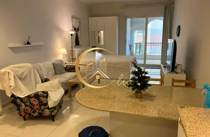 Apartment - Studio - 1 Bathroom for rent in Viva West - Viva Bahriyah - The Pearl Island - Doha