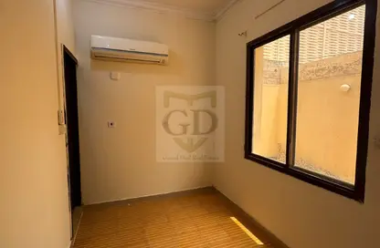 Apartment - Studio - 1 Bathroom for rent in Al Maamoura - Al Maamoura - Doha