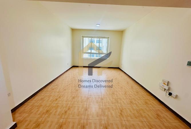 867104 - Property Image 3