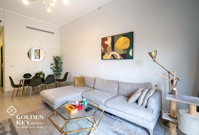 988523 - Property Image 2