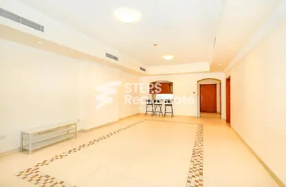 صورة لـ غرفة فارغة شقة - غرفة نوم - 2 حمامات للبيع في طريق بورتو الغربي - بورتو أرابيا - جزيرة اللؤلؤة - الدوحة ، صورة رقم 1