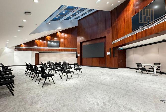 977865 - Property Image 3