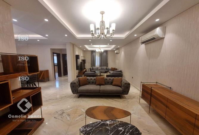 983956 - Property Image 3