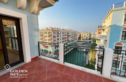 Apartment - 3 Bedrooms - 4 Bathrooms for rent in Carnaval - Qanat Quartier - The Pearl Island - Doha