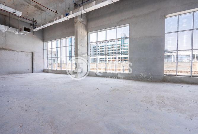 913165 - Property Image 2