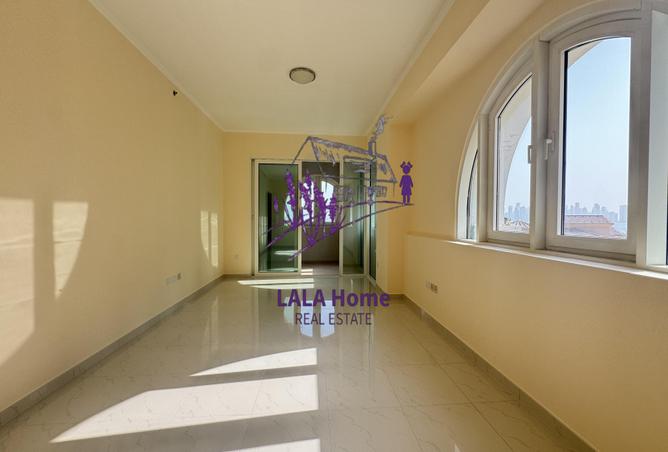 935265 - Property Image 2