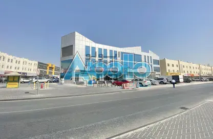 بناية كاملة - استوديو - 1 حمام للبيع في شمال مويثر - منطقة مويثر - الدوحة