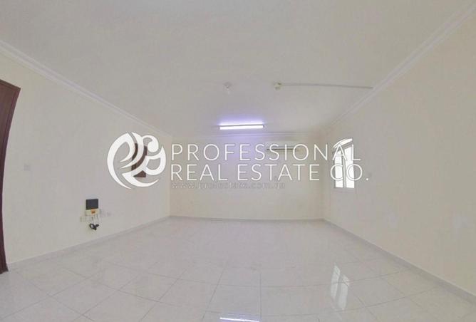 964754 - Property Image 2