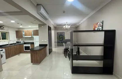 Apartment - 1 Bedroom - 2 Bathrooms for rent in Musheireb Tower - Musheireb - Musheireb - Doha