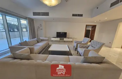 Apartment - 4 Bedrooms - 6 Bathrooms for rent in Al Barjeel Tower - West Bay - West Bay - Doha