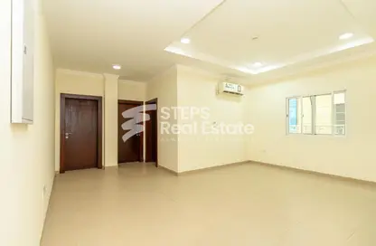 Apartment - 3 Bedrooms - 3 Bathrooms for rent in Tadmur Street - Old Airport Road - Doha