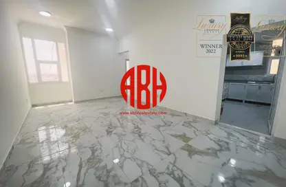 Apartment - 3 Bedrooms - 3 Bathrooms for rent in Osama Bin Zaid Street - Al Aziziyah - Doha