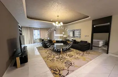 Apartment - 1 Bedroom - 2 Bathrooms for rent in Porto Arabia - The Pearl Island - Doha