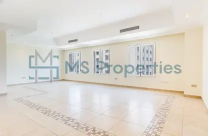 Apartment - 3 Bedrooms - 5 Bathrooms for rent in West Porto Drive - Porto Arabia - The Pearl Island - Doha