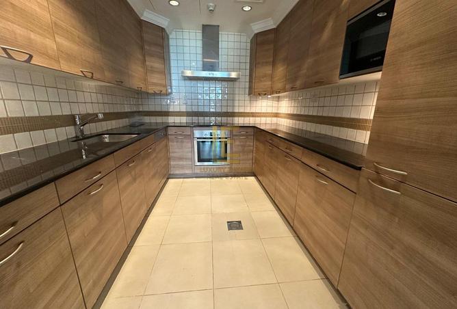 907452 - Property Image 2