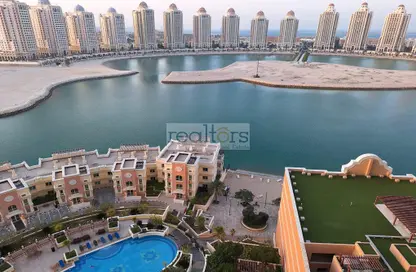 شقة - 2 غرف نوم - 3 حمامات للايجار في تاور 29 - فيفا بحرية - جزيرة اللؤلؤة - الدوحة