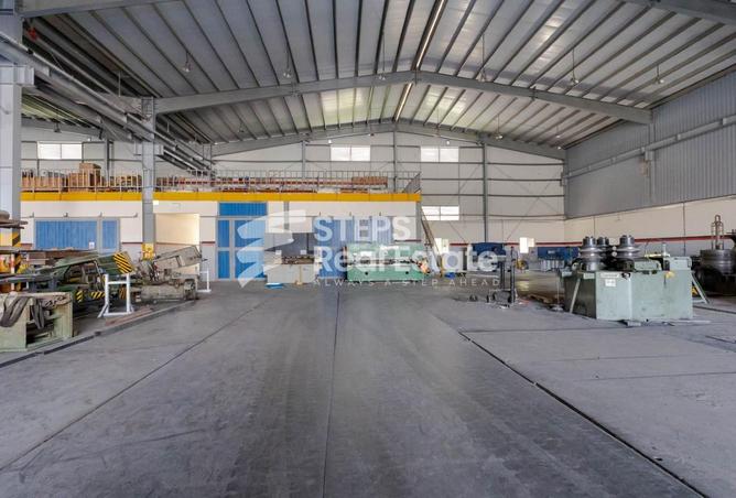 956873 - Property Image 2