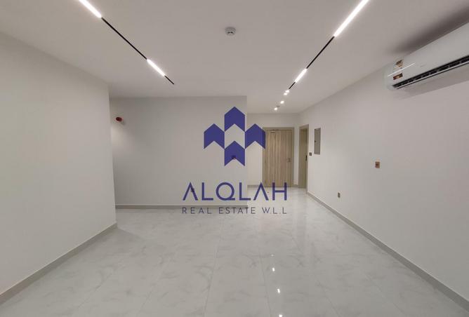 962275 - Property Image 2