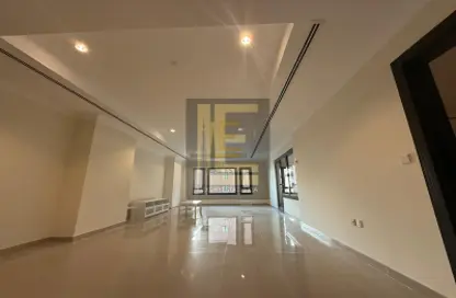 Apartment - 2 Bedrooms - 2 Bathrooms for sale in East Porto Drive - Porto Arabia - The Pearl Island - Doha