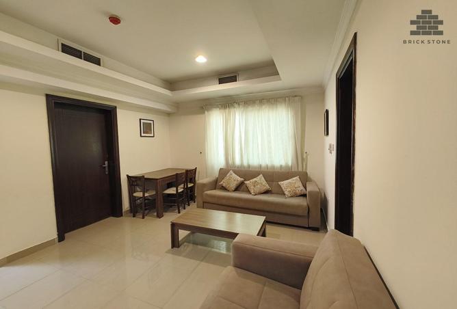 995789 - Property Image 3
