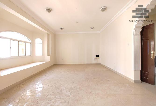 926992 - Property Image 2