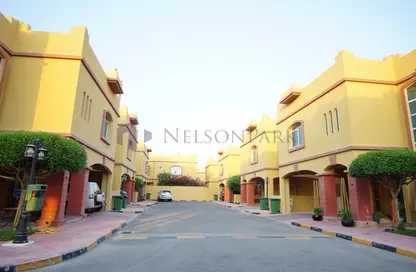 Villa - 4 Bedrooms - 5 Bathrooms for rent in Bu Hamour Street - Abu Hamour - Doha