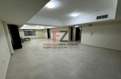 Apartment - 3 Bedrooms - 3 Bathrooms for rent in Ibn Asakir Street - Najma - Doha