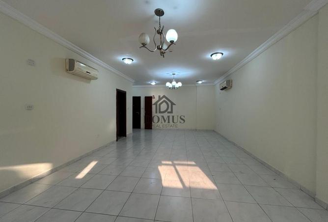 1000817 - Property Image 2