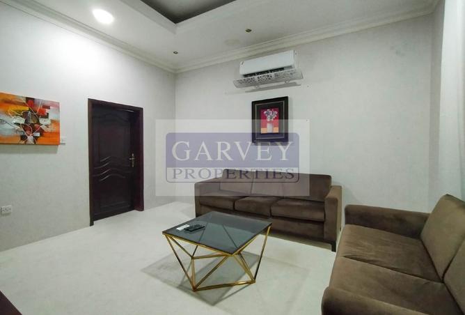 960139 - Property Image 2