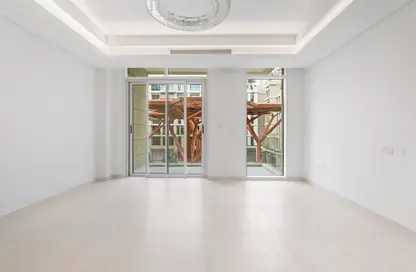 شقة - غرفة نوم - 2 حمامات للايجار في كريستال ريزيدنس - جزيرة جيوان - جزيرة اللؤلؤة - الدوحة