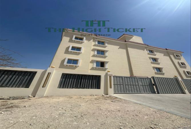 936908 - Property Image 2