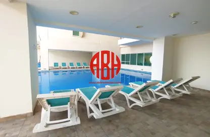 Apartment - 3 Bedrooms - 4 Bathrooms for rent in Marina Tower 02 - Marina District - Lusail
