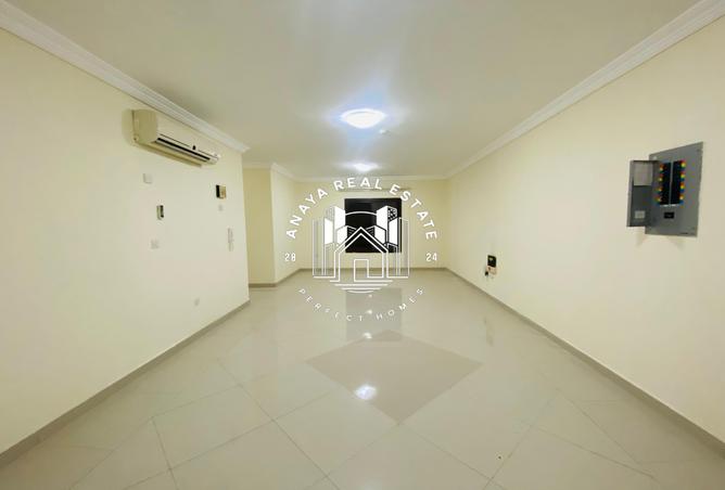 897333 - Property Main Image