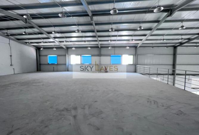 947695 - Property Image 3