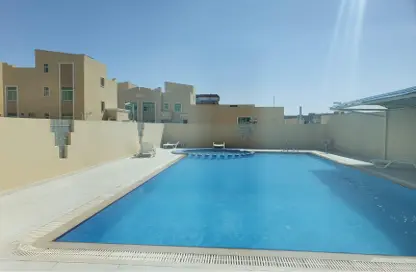 Pool image for: Compound - 4 Bedrooms - 4 Bathrooms for rent in 36 Villa Compound - Al Kheesa - Umm Salal Mohammed, Image 1