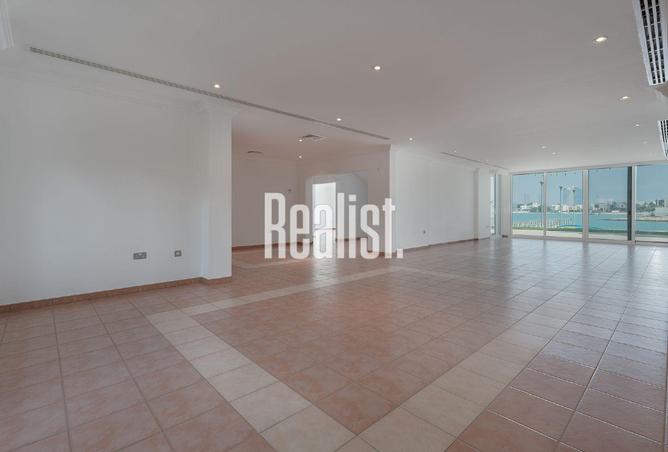 939254 - Property Image 2