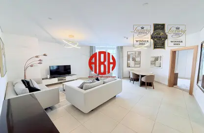 شقة - 2 غرف نوم - 4 حمامات للايجار في حدائق فلورستا - حدائق فلورستا - جزيرة اللؤلؤة - الدوحة