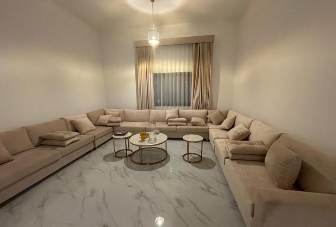 964570 - Property Main Image