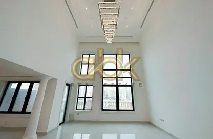 Townhouse - 4 Bedrooms - 5 Bathrooms for sale in East Porto Drive - Porto Arabia - The Pearl Island - Doha
