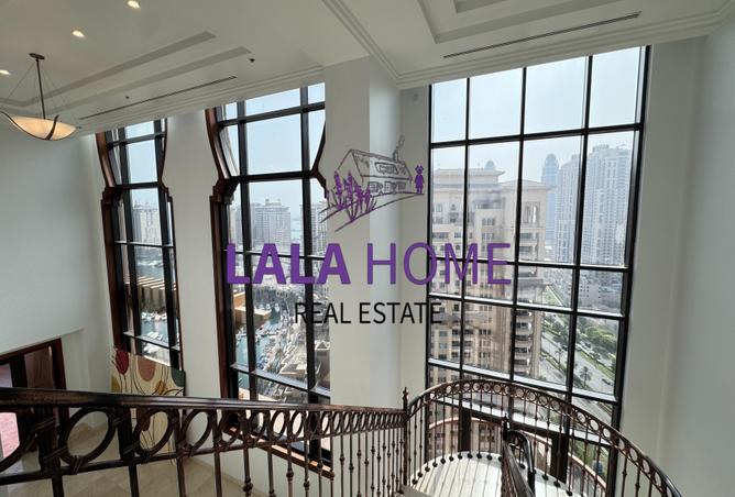 922910 - Property Image 2