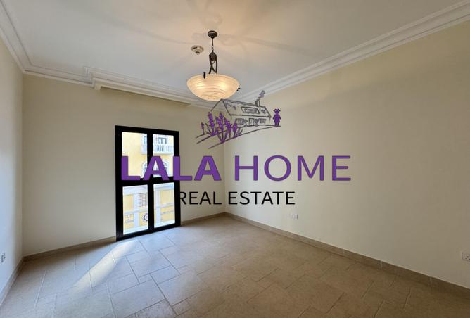 979187 - Property Image 3